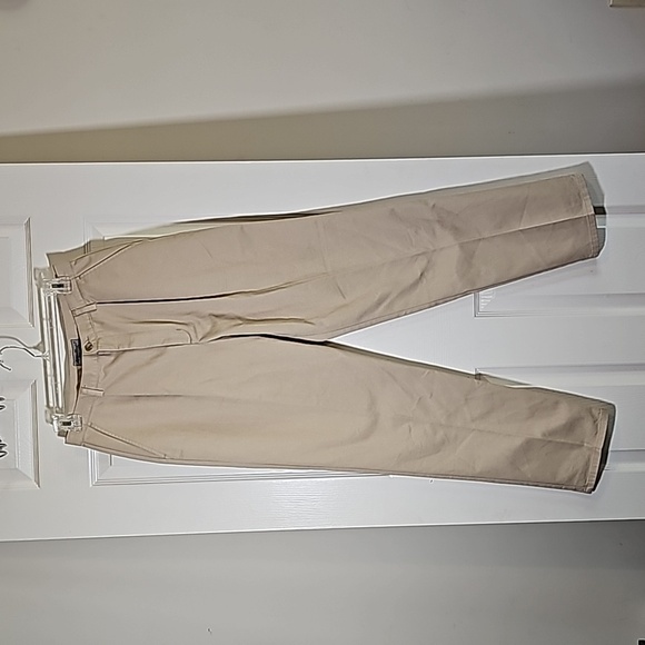 Eddie Bauer Pleated Tan Trousers Straight Leg Cotton Khaki Pants Size 10 - Picture 1 of 10